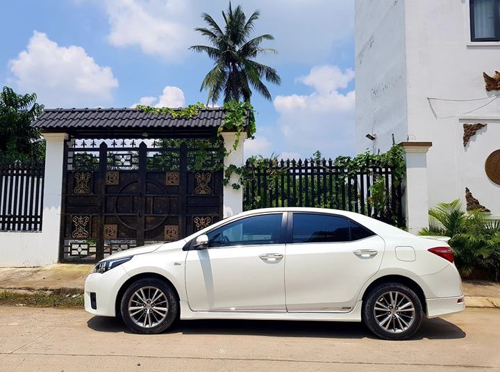 2015 Toyota Corolla altis