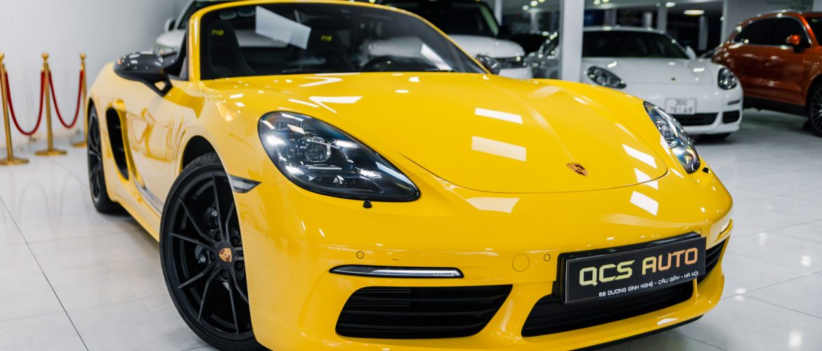 Sau hơn 3.000 km, Porsche 718 Boxster T đầu tiên lên sàn xe cũ với giá 5,7 tỷ đồng