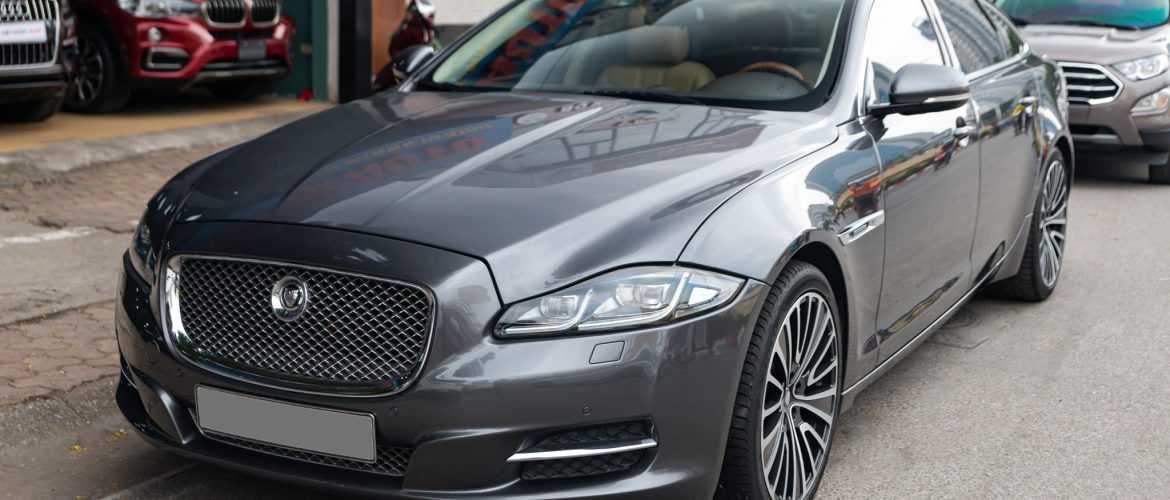 Ngắm nhìn Jaguar XJL Supercharged – Báo gấm Anh Quốc sử dụng động cơ V8 chào bán với giá hơn 1,3 tỷ đồng