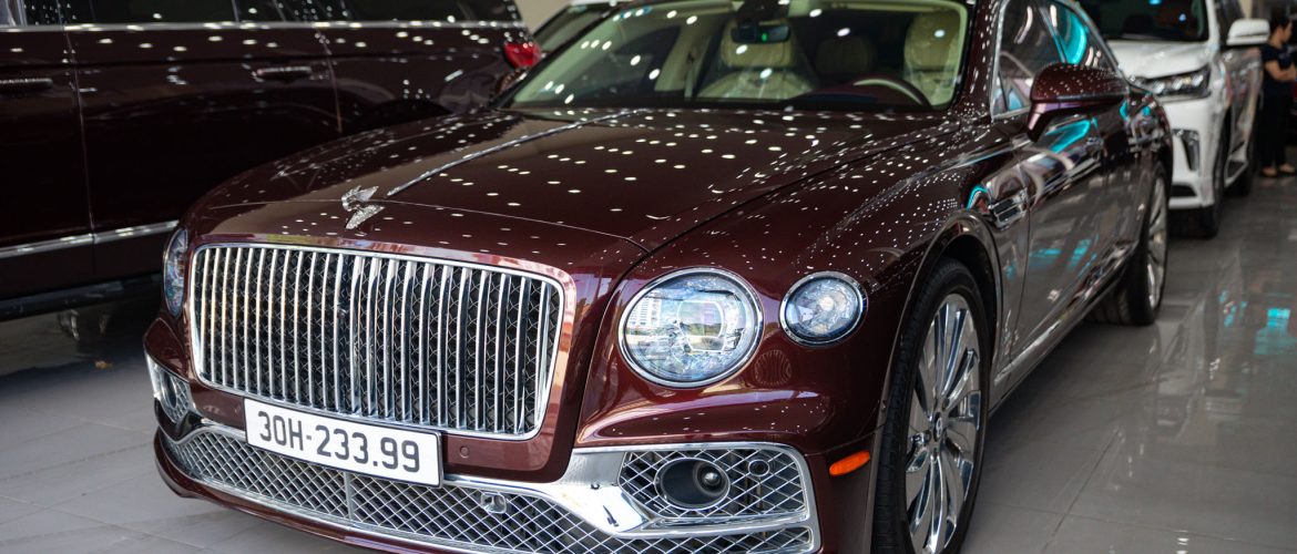 Sở hữu biển số ‘mãi phát tài’, Bentley Flying Spur First Edition được chào bán lại với giá gần 20 tỷ đồng