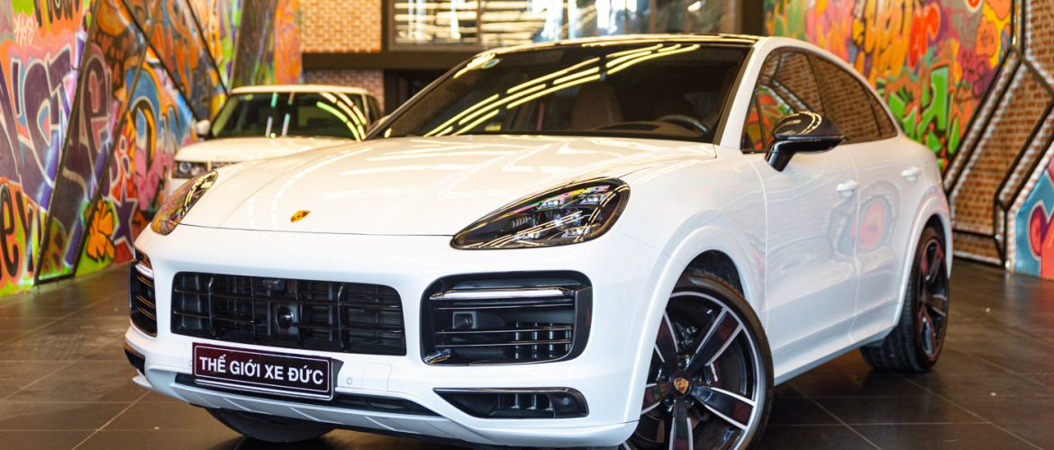 Porsche Cayenne Coupe S được chào bán hơn 8,5 tỷ đồng, riêng tiền trang bị đủ mua 2 chiếc Toyota Camry bản cao cấp nhất